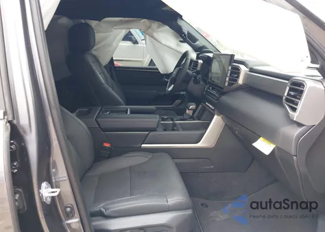 2025 Toyota Tundra Limited 4Wd z USA, uszkodzony, nr VIN 5TFJA5DBXSX320916